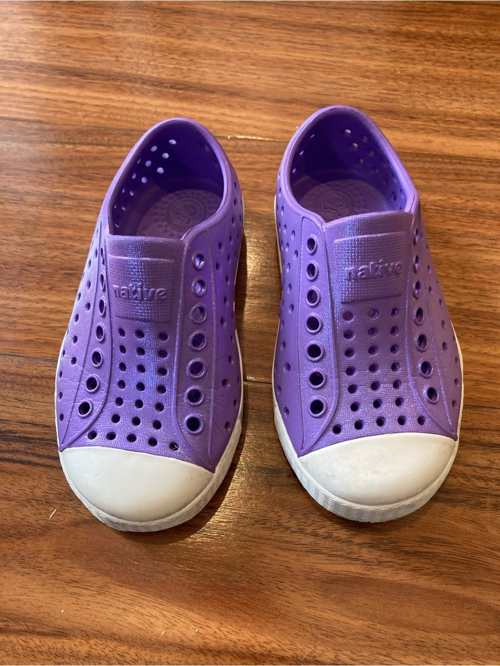 Native Jefferson Glitter Purple Toddler Shoes Size C8 Slip-on Water Shoes